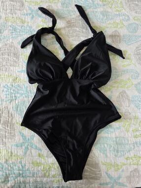 Born Primitive Oasis Black One Piece Suit Small NWT $75